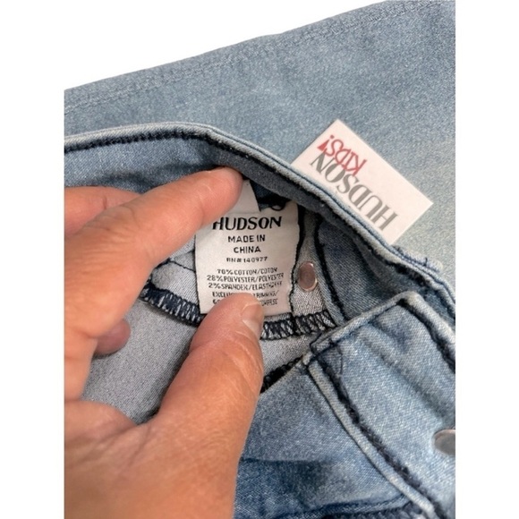 Hudson Skinny Blue Jeans
Kids Girls 14 - Picture 7 of 9